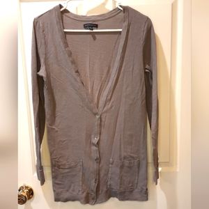 American Eagle Cardigan Medium Gray V-neck Lightweight Casual